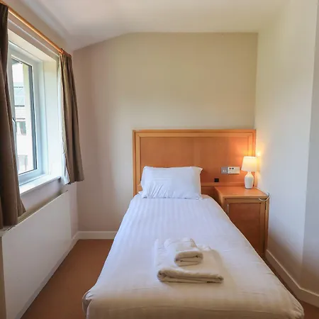 Casa vacanze Jubilee Ground-floor Single Bedroom *