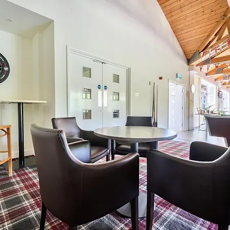 Jubilee Ground-floor Single Bedroom * Penrith