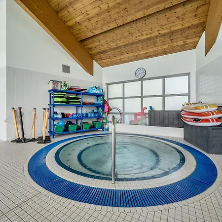 Jubilee Ground-floor Single Bedroom Casa vacanze